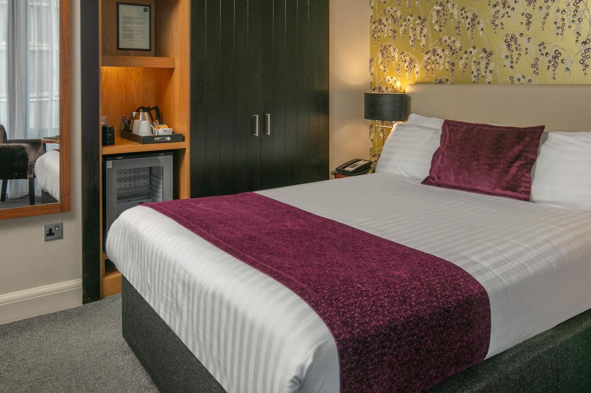 Heywood House Hotel, Bw Signature Collection 4*
