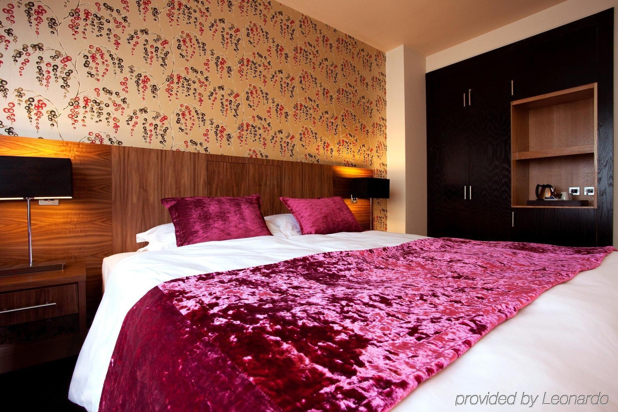 Heywood House Hotel, Bw Signature Collection 4*